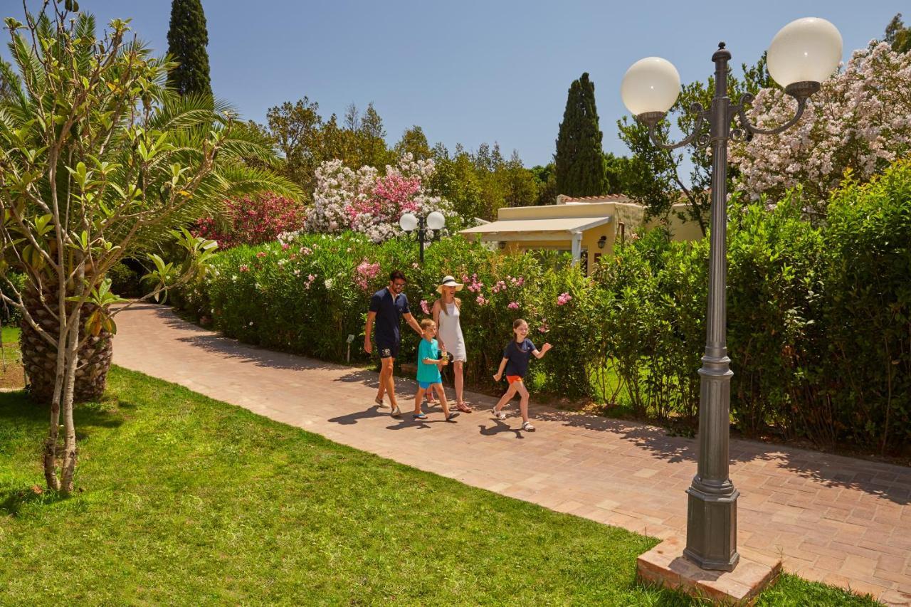 Forte Village Resort - Bouganville Санта-Маргерита-ді-Пула Екстер'єр фото